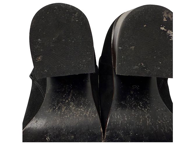 Stivaletti Gabi in Camoscio Nero di Alexander Wang - vista 10