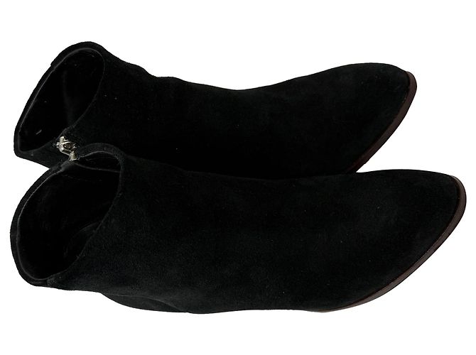 Stivaletti Gabi in Camoscio Nero di Alexander Wang - vista 5