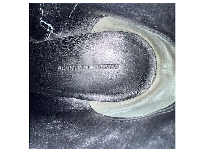 Stivaletti Gabi in Camoscio Nero di Alexander Wang - vista 7