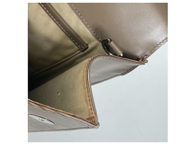 Bolso de Hombro Ramatuelle Pochette Epi Louis Vuitton Castaño - vista 9