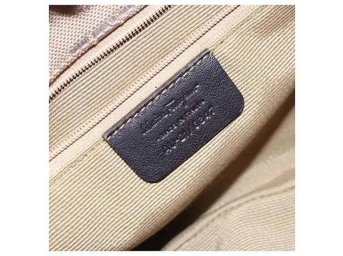 Borsa a mano Gancini in tela beige e argento di Salvatore Ferragamo Auth bs28514 - vista 12