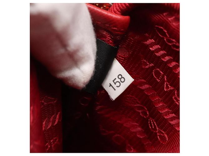 Borsa a Spalla PRADA Nylon Rossa Oro Auth 136649 Rosso D'oro - vista 12