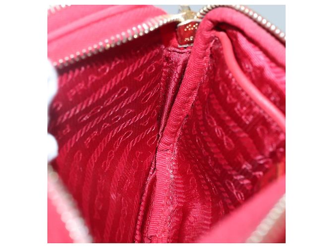 Borsa a Spalla PRADA Nylon Rossa Oro Auth 136649 Rosso D'oro - vista 22