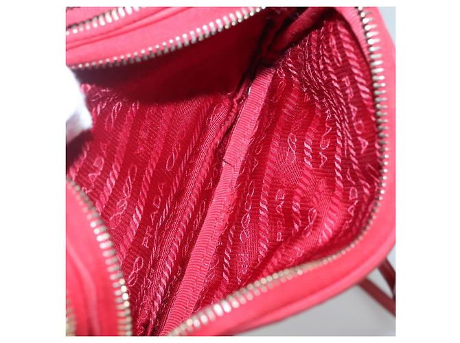 Borsa a Spalla PRADA Nylon Rossa Oro Auth 136649 Rosso D'oro - vista 24