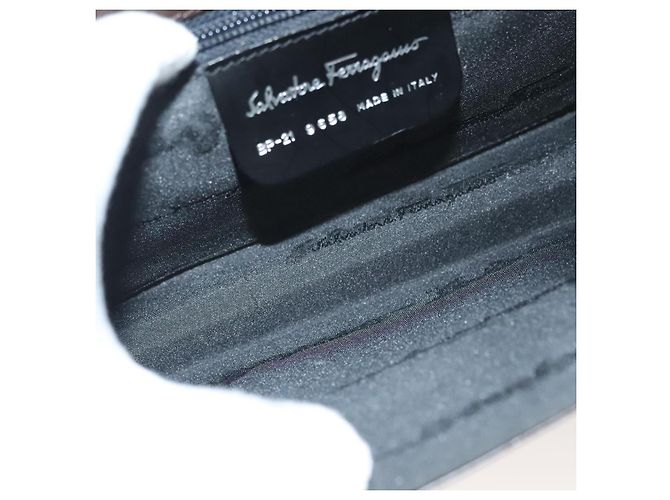 Borsa a Spalla Salvatore Ferragamo in Pelle Marrone Auth 133389 - vista 11