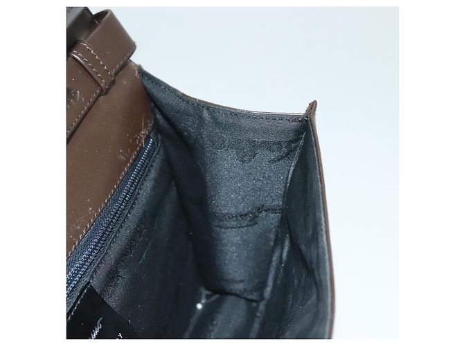 Borsa a Spalla Salvatore Ferragamo in Pelle Marrone Auth 133389 - vista 19