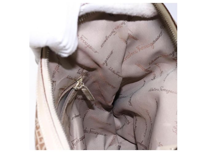 Borsa a Spalla Gancini Salvatore Ferragamo in Tela Beige Oro Auth 133373 - vista 20