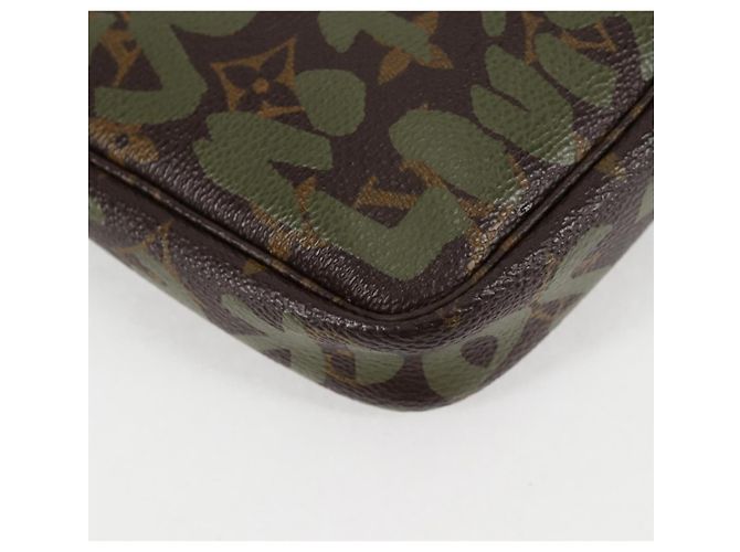 LOUIS VUITTON Pochette Accessoires Graffiti Pouch Khaki M92191 LV Auth ep10096V Caqui Monograma - vista 17