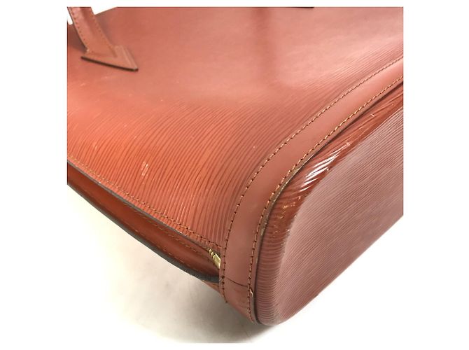 Borsa a Spalla Lussac in Pelle Epi M52283 di Louis Vuitton Marrone - vista 5