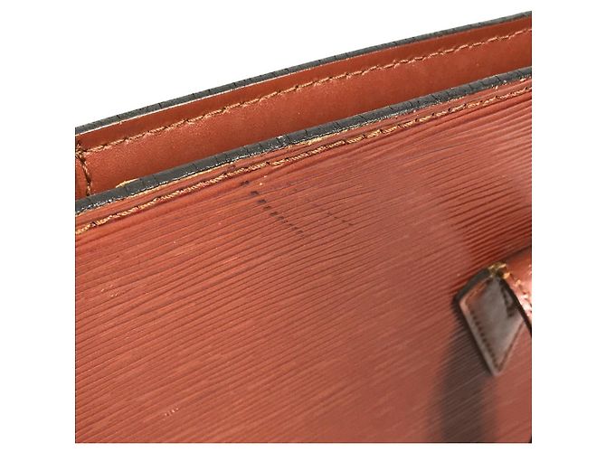 Borsa a Spalla Lussac in Pelle Epi M52283 di Louis Vuitton Marrone - vista 8
