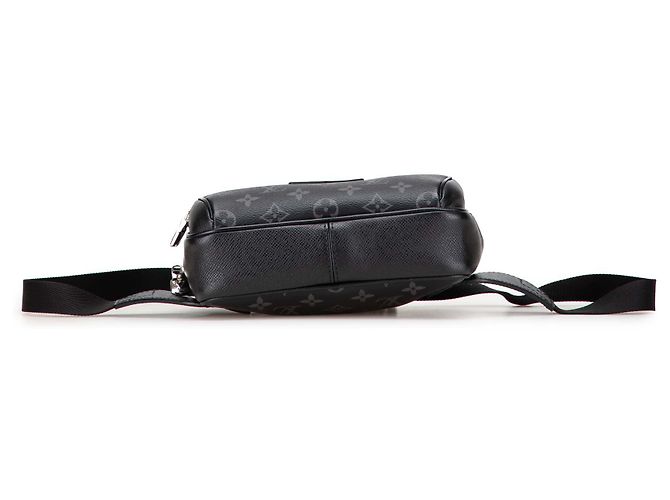 Bumbag exterior Monogram Eclipse negro Louis Vuitton - vista 3