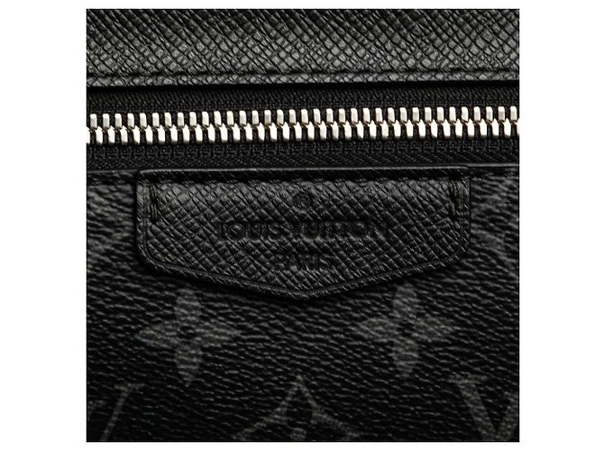 Bumbag exterior Monogram Eclipse negro Louis Vuitton - vista 6