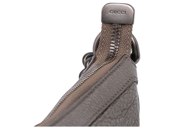 Borsa a Spalla Soho in Pelle Metallizzata Argento di Gucci - vista 9