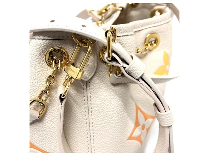 Borsa Louis Vuitton Monogram Empreinte Summer Bundle Beige - vista 12