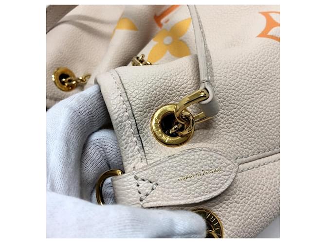 Borsa Louis Vuitton Monogram Empreinte Summer Bundle Beige - vista 13