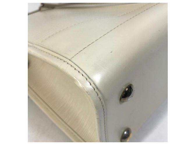 Bolso Tote Madeleine GM Epi Louis Vuitton Blanco Blanco roto - vista 8
