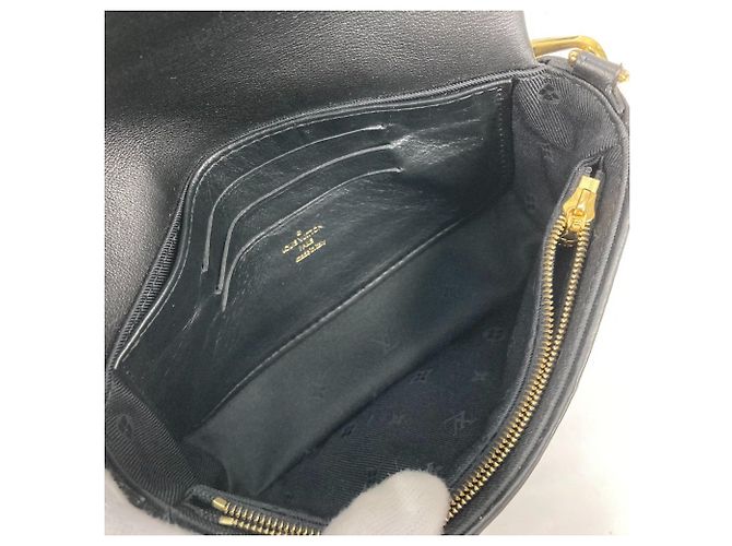 Portafoglio Louis Vuitton Monogram Bubblegram con tracolla Nero Monogramma - vista 7