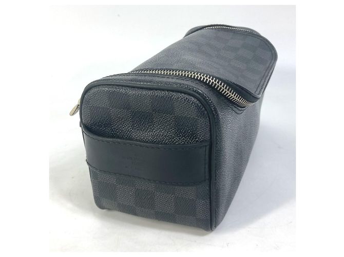 Neceser Damier Graphite Louis Vuitton Negro - vista 3