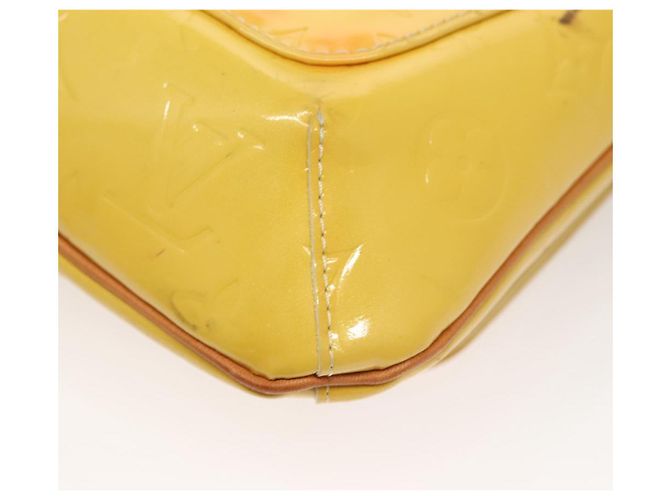 LOUIS VUITTON Borsa Thompson Street Monogram Vernis Gialla M91071 LV Auth BA4453 D'oro - vista 16