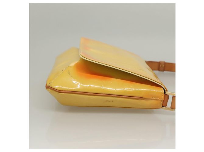 LOUIS VUITTON Borsa Thompson Street Monogram Vernis Gialla M91071 LV Auth BA4453 D'oro - vista 3