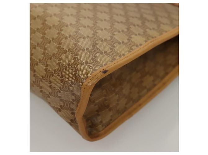 Céline Clutch in tela Macadam CELINE PVC Beige Oro Auth bs28469 D'oro - vista 16
