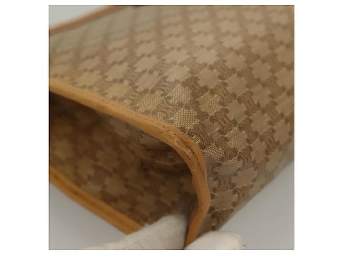 Céline Clutch in tela Macadam CELINE PVC Beige Oro Auth bs28469 D'oro - vista 8
