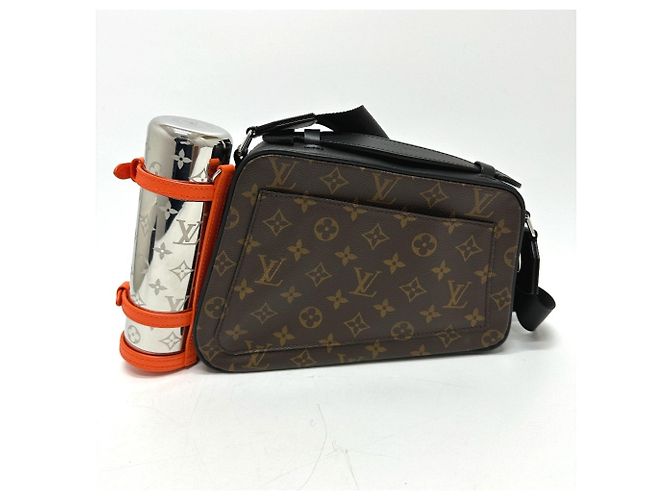 Borsa a spalla Biker Monogram Macassar di Louis Vuitton Marrone - vista 2