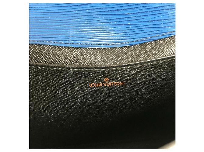 Pochette/Clutch Art Déco Epi Louis Vuitton Blu - vista 13