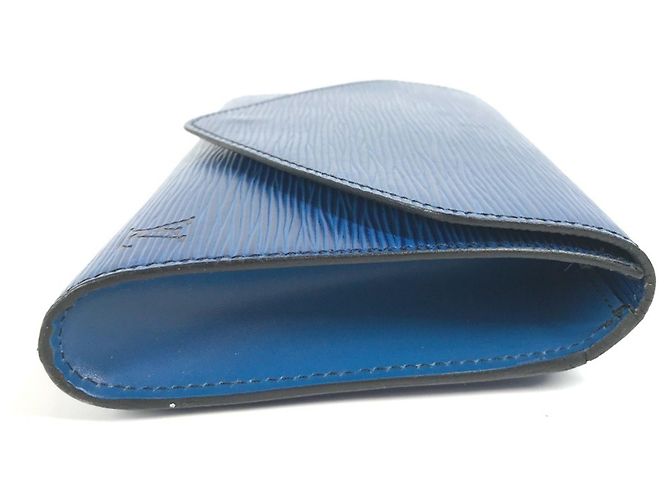 Pochette/Clutch Art Déco Epi Louis Vuitton Blu - vista 4