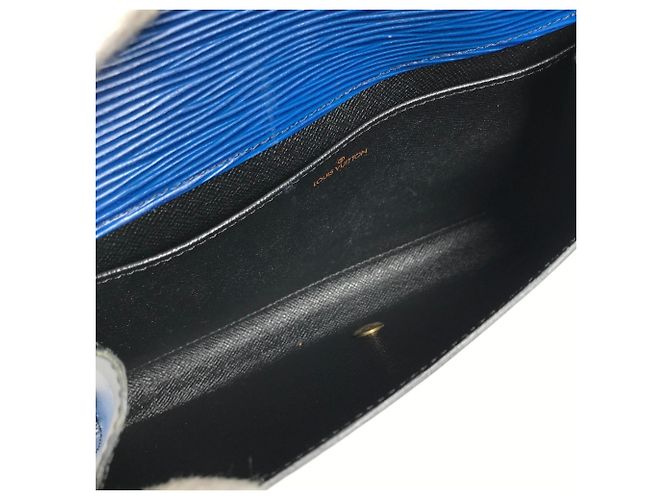 Pochette/Clutch Art Déco Epi Louis Vuitton Blu - vista 8