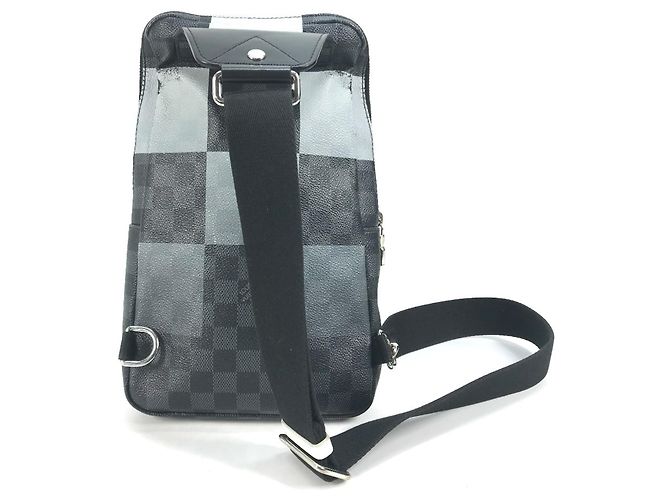 Borsa a tracolla Louis Vuitton N40403 Damier Graphite Giant Avenue Marrone Nero - vista 2