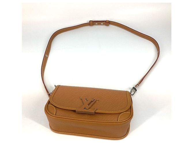 Borsa a Spalla Pochette Bussi NM in Epi Louis Vuitton Beige - vista 9