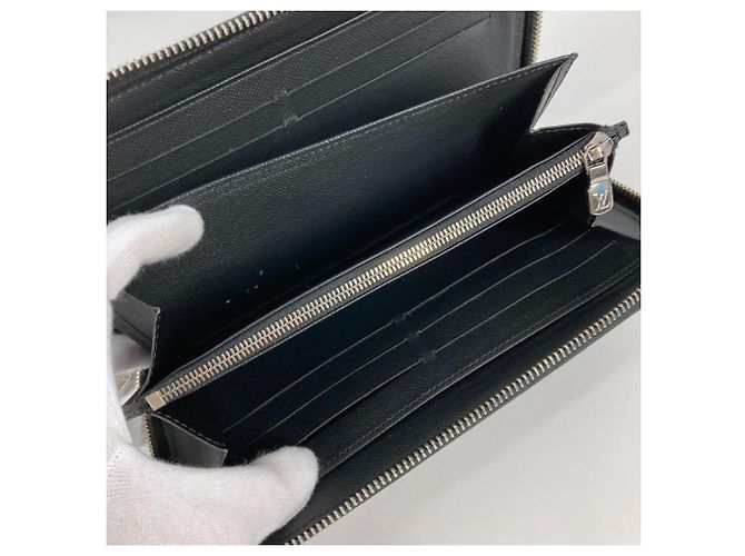 Cartera Larga Zippy NM en Epi Louis Vuitton Negro - vista 12