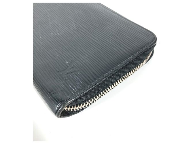 Cartera Larga Zippy NM en Epi Louis Vuitton Negro - vista 6