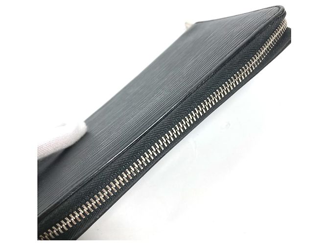 Cartera Larga Zippy NM en Epi Louis Vuitton Negro - vista 7