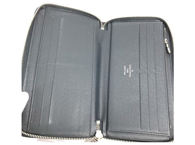 Cartera Larga Zippy NM en Epi Louis Vuitton Negro - vista 8