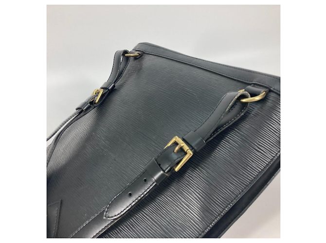 Zaino Cobran Epi Louis Vuitton Nero - vista 14