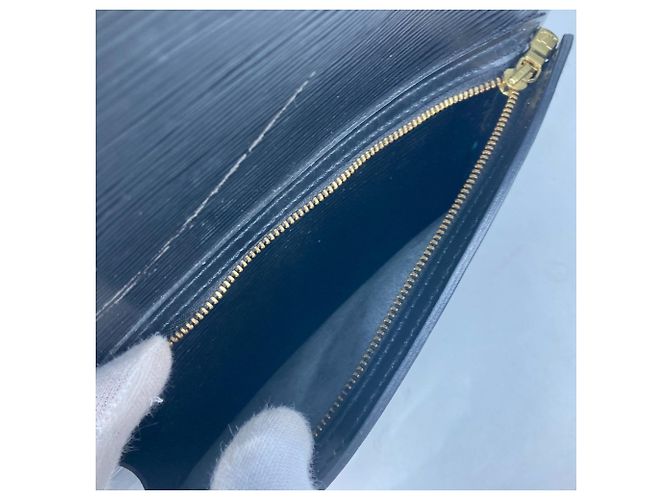 Zaino Cobran Epi Louis Vuitton Nero - vista 17
