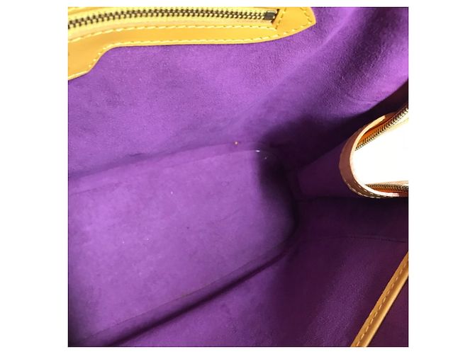 Borsa a Spalla Lussac in Pelle Epi Louis Vuitton Giallo - vista 13