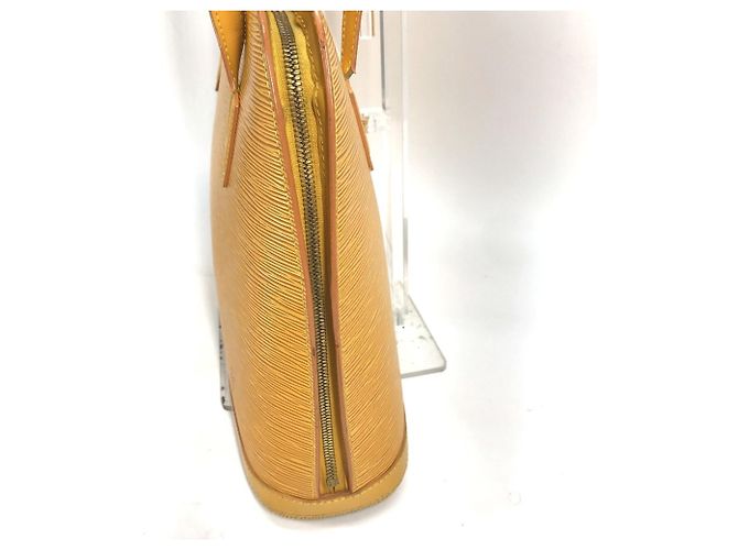 Borsa a Spalla Lussac in Pelle Epi Louis Vuitton Giallo - vista 4