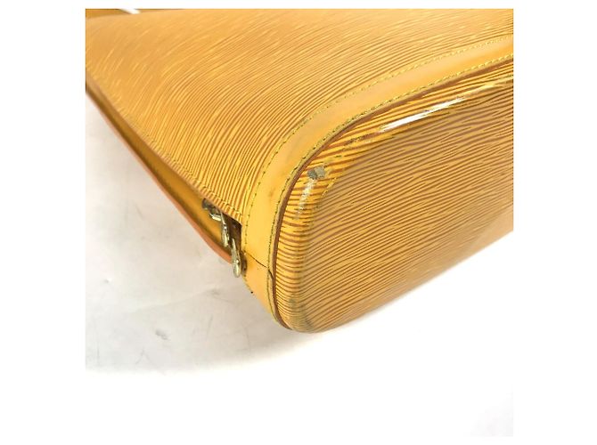 Borsa a Spalla Lussac in Pelle Epi Louis Vuitton Giallo - vista 7