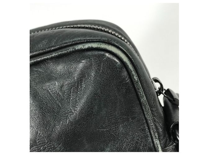 Borsa a spalla Pochette Danube PM Monogram Shadow di Louis Vuitton Nero - vista 11