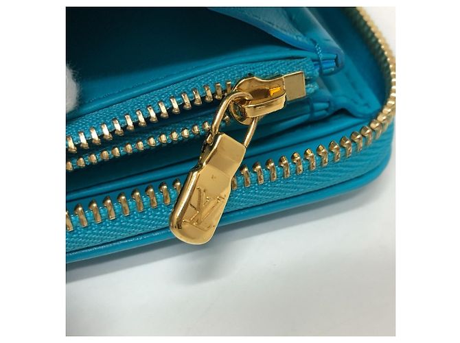 Cartera Zippy Monogramada Louis Vuitton Azul Dorado - vista 13