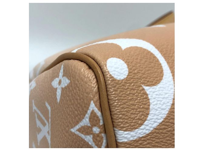 Louis Vuitton Monogramma Gigante Gradiente Speedy Bandoulière 25 Nero Rosa - vista 5