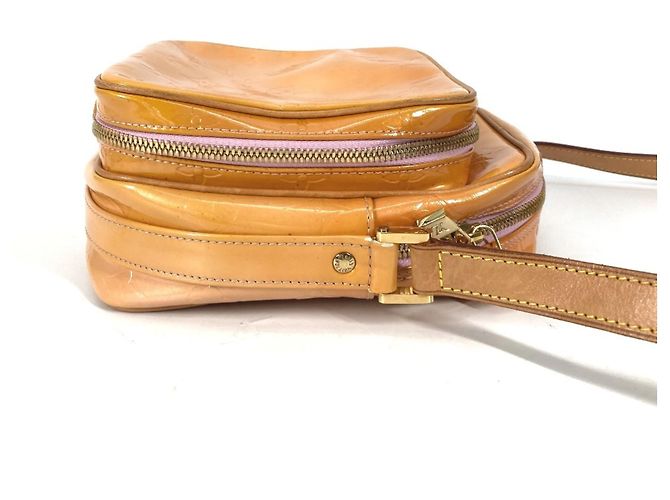 Borsa a spalla Worcester in Monogram Vernis di Louis Vuitton Marrone Rosa - vista 4