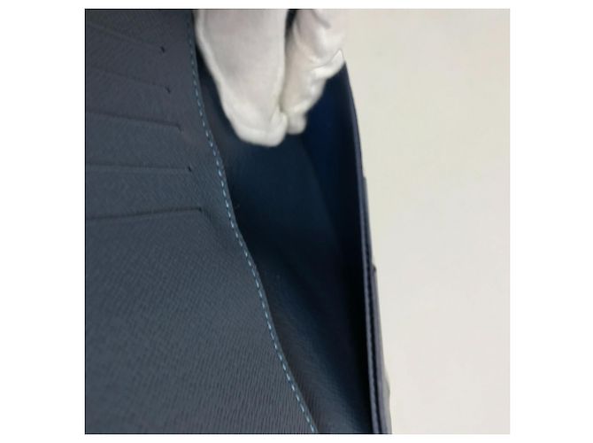 Cartera Larga Brazza en Taiga Louis Vuitton Azul - vista 14