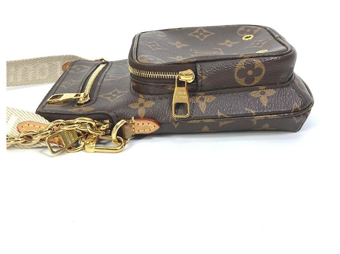 Pochette Crossbody Utility Monogram Louis Vuitton Marrone Monogramma - vista 3