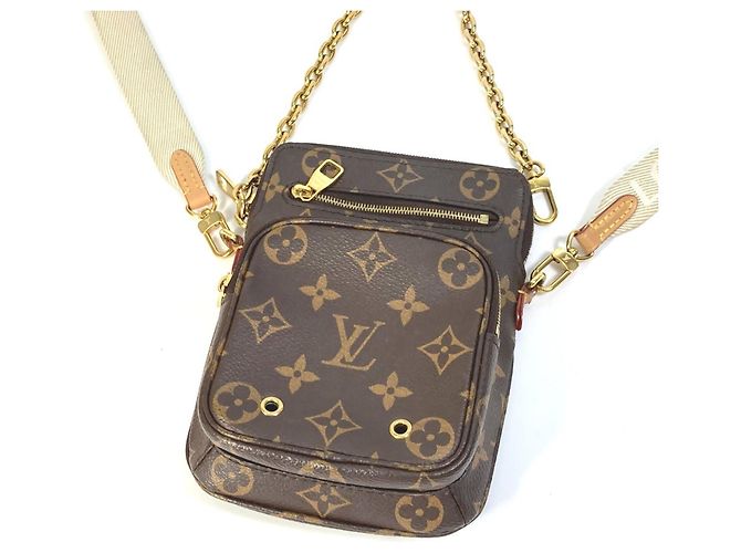 Pochette Crossbody Utility Monogram Louis Vuitton Marrone Monogramma - vista 9