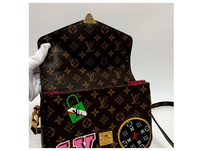 Borsa Louis Vuitton Pochette Metis MM Patches Marrone Multicolore Monogramma - vista 13
