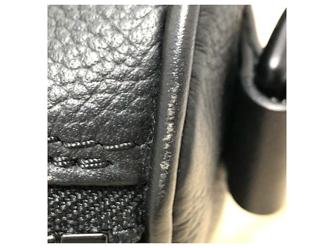 Bolso de Hombro Louis Vuitton Aerogram Keepall XS 2 Vías Negro - vista 14